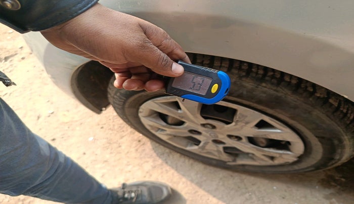 2015 Hyundai Grand i10 SPORTZ 1.2 KAPPA VTVT, Petrol, Manual, 55,249 km, tyre