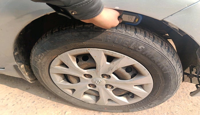 2015 Hyundai Grand i10 SPORTZ 1.2 KAPPA VTVT, Petrol, Manual, 55,249 km, tyre