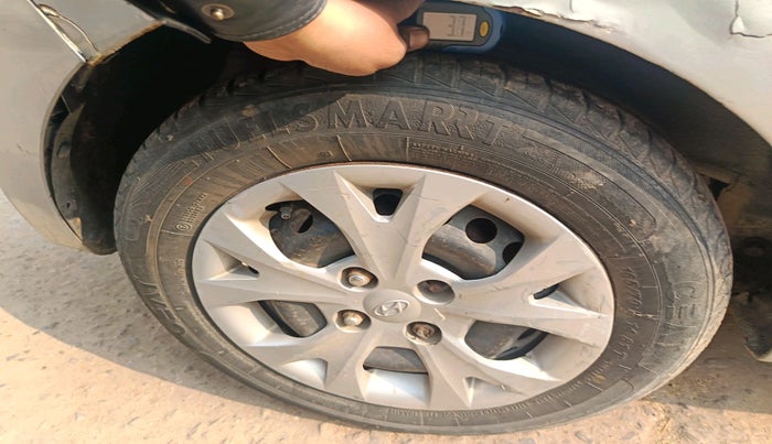 2015 Hyundai Grand i10 SPORTZ 1.2 KAPPA VTVT, Petrol, Manual, 55,249 km, tyre