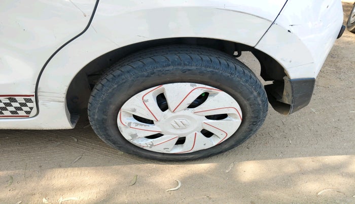 2016 Maruti Celerio VXI AMT, Petrol, Automatic, 1,05,218 km, tyre