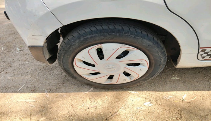 2016 Maruti Celerio VXI AMT, Petrol, Automatic, 1,05,218 km, tyre