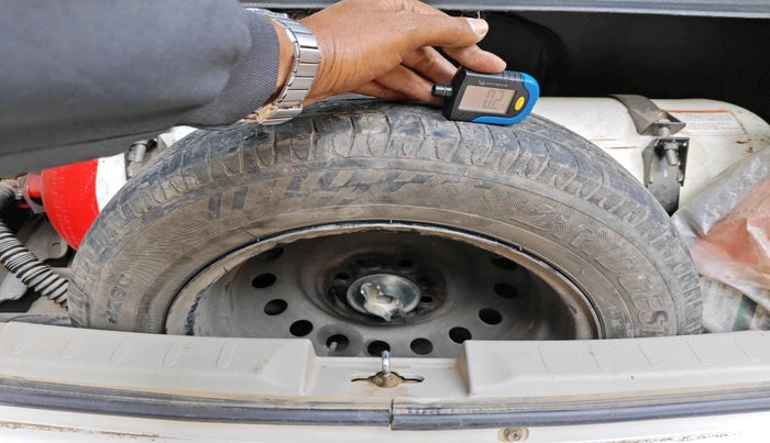 2017 Maruti Celerio VXI (O) CNG, Petrol, Manual, 1,42,029 km, tyre