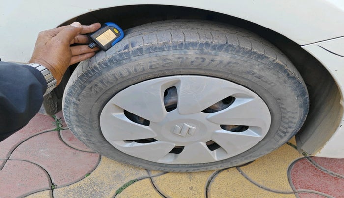 2017 Maruti Celerio VXI (O) CNG, Petrol, Manual, 1,42,029 km, tyre