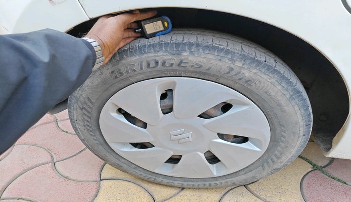 2017 Maruti Celerio VXI (O) CNG, Petrol, Manual, 1,42,029 km, tyre