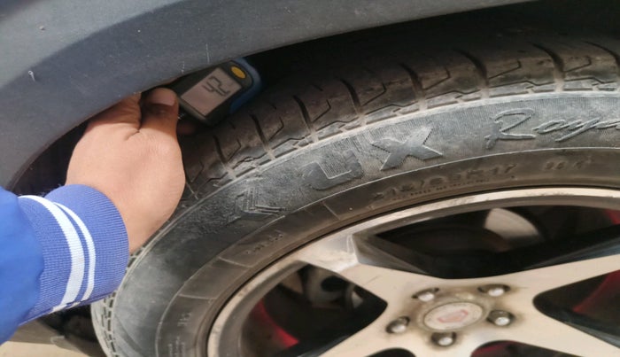 2023 KIA SELTOS HTK 1.5 PETROL, Petrol, Manual, 43,506 km, tyre