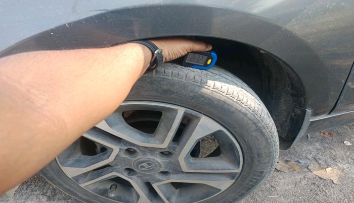 2021 Tata Tiago XZA PLUS PETROL, Petrol, Automatic, 60,418 km, tyre