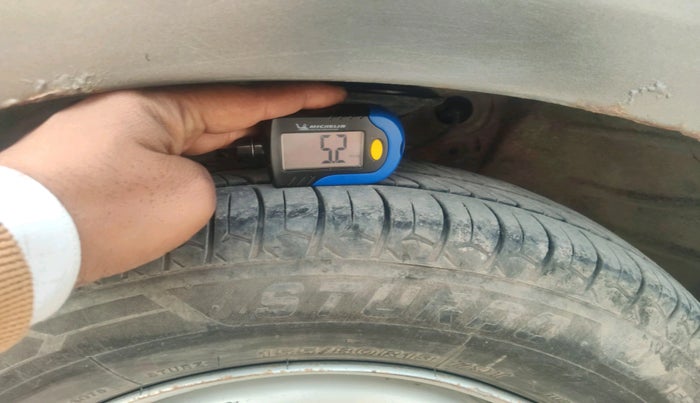 2020 Maruti New Wagon-R LXI CNG (O) 1.0, Petrol, Manual, 1,06,252 km, tyre