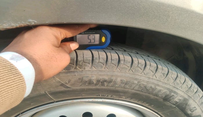 2020 Maruti New Wagon-R LXI CNG (O) 1.0, Petrol, Manual, 1,06,252 km, tyre