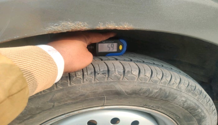 2020 Maruti New Wagon-R LXI CNG (O) 1.0, Petrol, Manual, 1,06,252 km, tyre