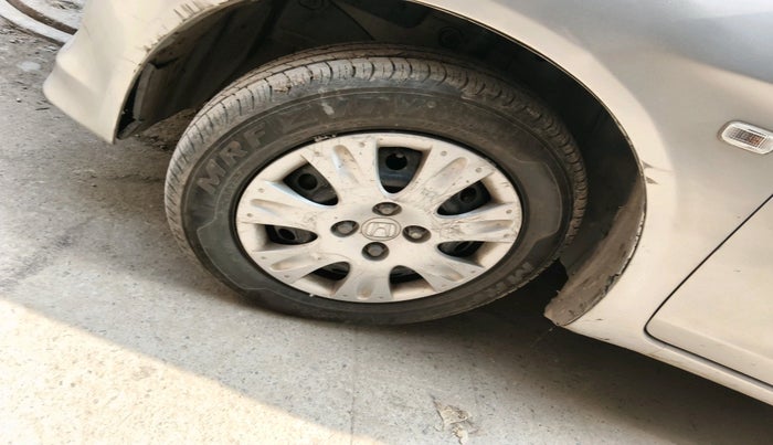 2012 Honda Brio S MT, Petrol, Manual, 48,160 km, tyre