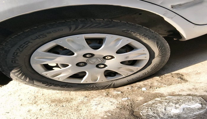 2012 Honda Brio S MT, Petrol, Manual, 48,160 km, tyre