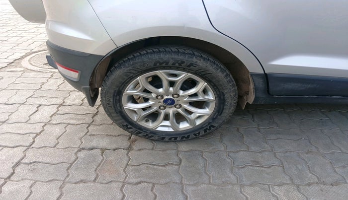 2013 Ford Ecosport TITANIUM 1.0L ECOBOOST, Petrol, Manual, 84,015 km, tyre