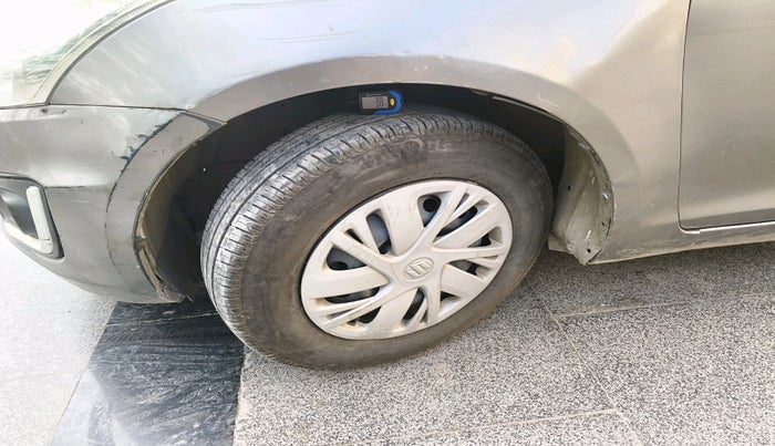 2015 Maruti Swift VXI, Petrol, Manual, 83,638 km, tyre