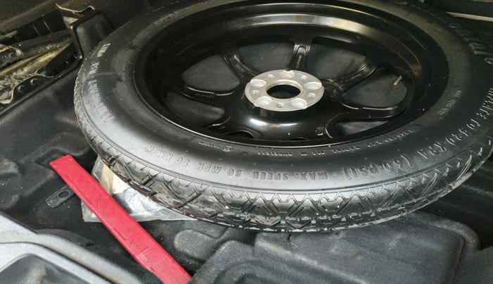 2017 Mercedes Benz GLC CLASS 220 D 4 MATIC, Diesel, Automatic, 1,14,624 km, tyre