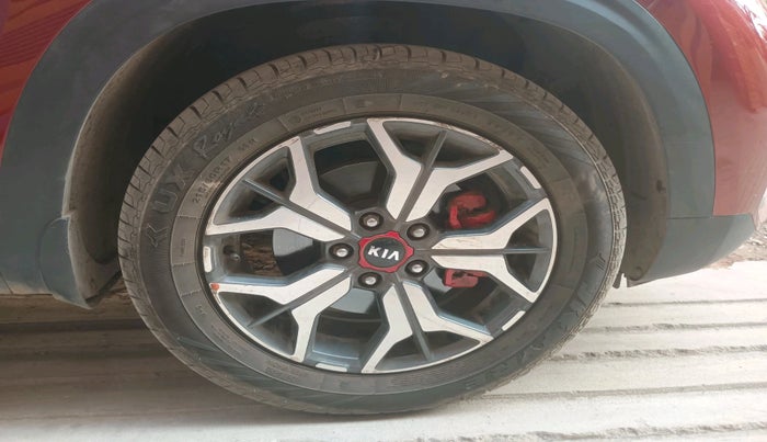 2019 KIA SELTOS GTX PLUS AT 1.5 DIESEL, Diesel, Automatic, 50,253 km, tyre