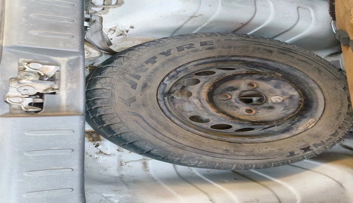 2014 Maruti Alto 800 VXI, Petrol, Manual, 40,600 km, tyre