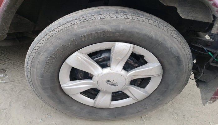 2012 Mahindra Bolero SLX BS-III, Diesel, Manual, 1,58,173 km, tyre