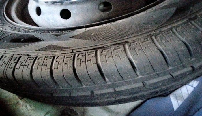 2019 Maruti Alto LXI, Petrol, Manual, 86,461 km, tyre