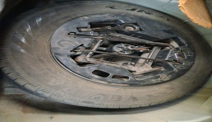 2011 Hyundai i10 SPORTZ 1.2, Petrol, Manual, 70,297 km, tyre