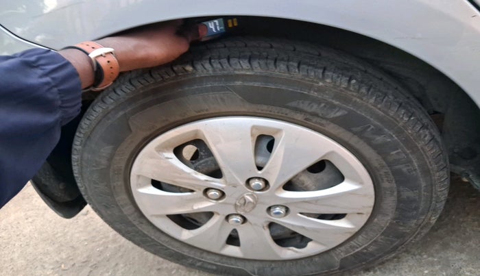 2011 Hyundai i10 SPORTZ 1.2, Petrol, Manual, 70,297 km, tyre