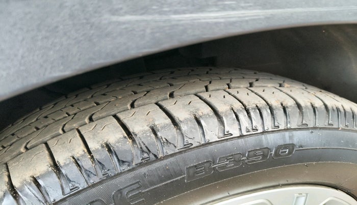 2020 Tata NEXON XM PETROL, Petrol, Manual, 73,848 km, tyre