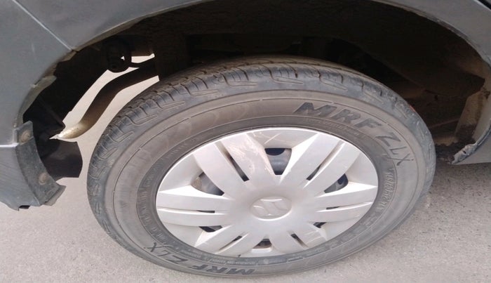 2014 Maruti Alto 800 LXI, Petrol, Manual, 59,181 km, tyre