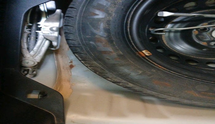 2020 Maruti Baleno ZETA CVT PETROL 1.2, Petrol, Automatic, 64,016 km, tyre