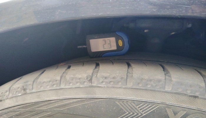 2013 Audi A4 2.0 TDI, Diesel, Automatic, 52,605 km, tyre