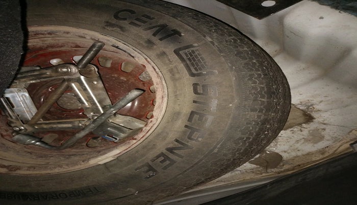 2021 Nissan MAGNITE XE, Petrol, Manual, 80,720 km, tyre