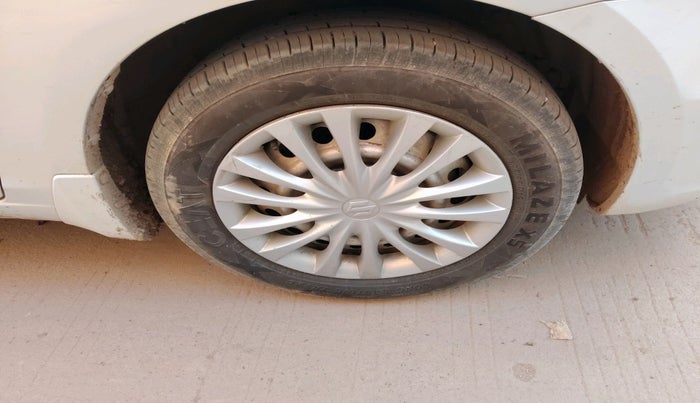 2015 Maruti Ciaz VDI +, Diesel, Manual, 1,39,102 km, tyre