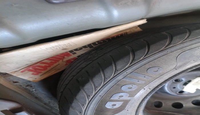 2011 Hyundai i20 ASTA 1.2, Petrol, Manual, 87,677 km, tyre