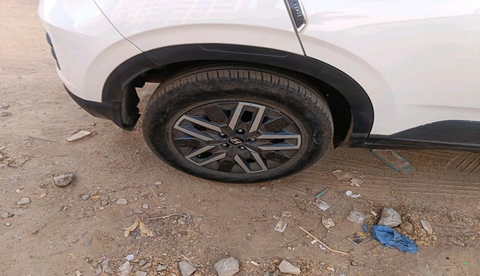 2024 Hyundai VENUE S (O) 1.0 Turbo Petrol DCT, Petrol, Automatic, 16,307 km, tyre