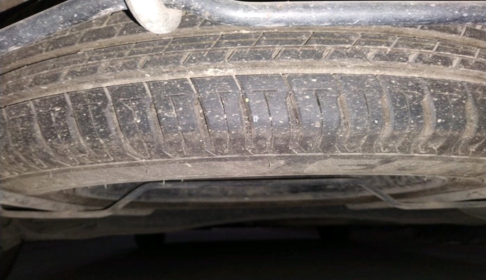 2021 Maruti Ertiga ZXI+ SHVS, Petrol, Manual, 53,308 km, tyre