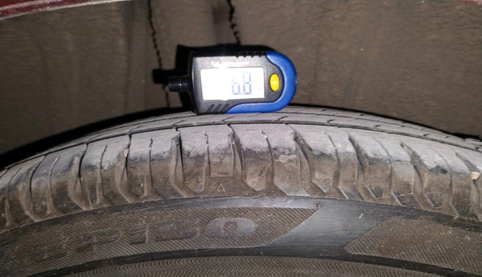 2021 Maruti Ertiga ZXI+ SHVS, Petrol, Manual, 53,308 km, tyre