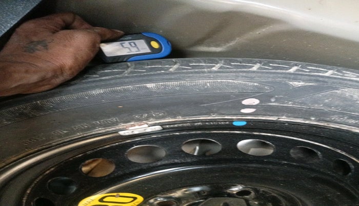 2015 Maruti Baleno ALPHA PETROL 1.2, Petrol, Manual, 37,816 km, tyre