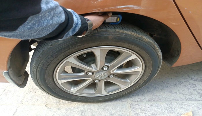 2016 Hyundai Grand i10 ASTA (O) 1.2 KAPPA VTVT, Petrol, Manual, 53,448 km, tyre