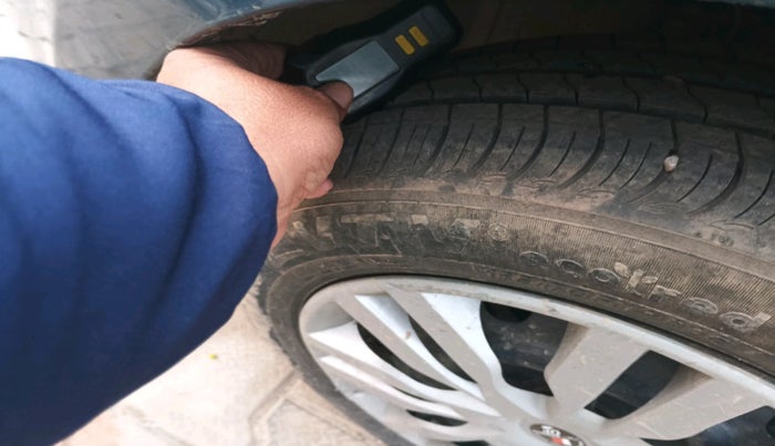 2015 Nissan Micra XL PETROL, Petrol, Manual, 72,506 km, tyre