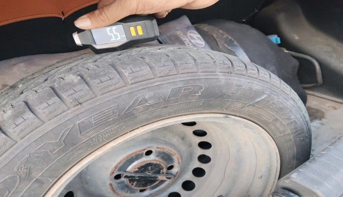 2017 Hyundai Grand i10 MAGNA 1.2 KAPPA VTVT, Petrol, Manual, 1,78,105 km, tyre