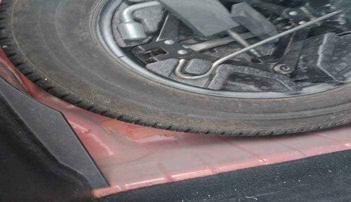 2020 Tata ALTROZ XZ PETROL, Petrol, Manual, 1,00,411 km, tyre