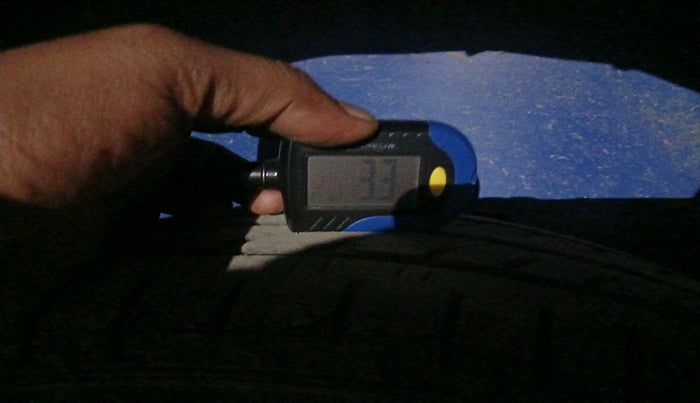 2019 Maruti Eeco 5 STR WITH A/C+HTR CNG, Petrol, Manual, 1,33,616 km, tyre