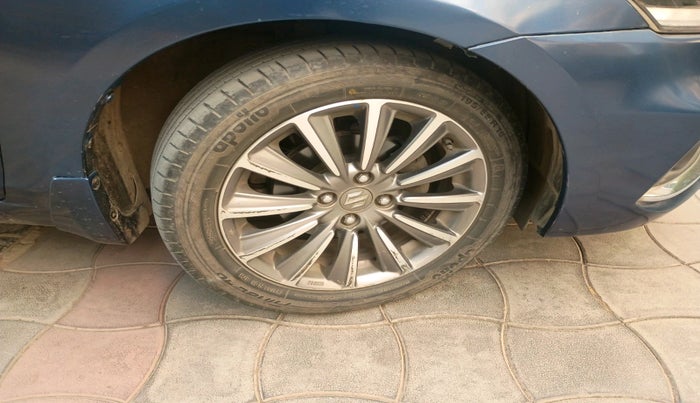 2018 Maruti Ciaz ALPHA  AT 1.5 SHVS PETROL, Petrol, Automatic, 47,625 km, tyre