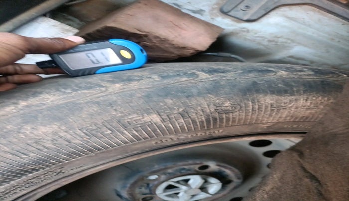 2019 Hyundai Creta E PLUS 1.4 DIESEL, Diesel, Manual, 2,30,764 km, tyre