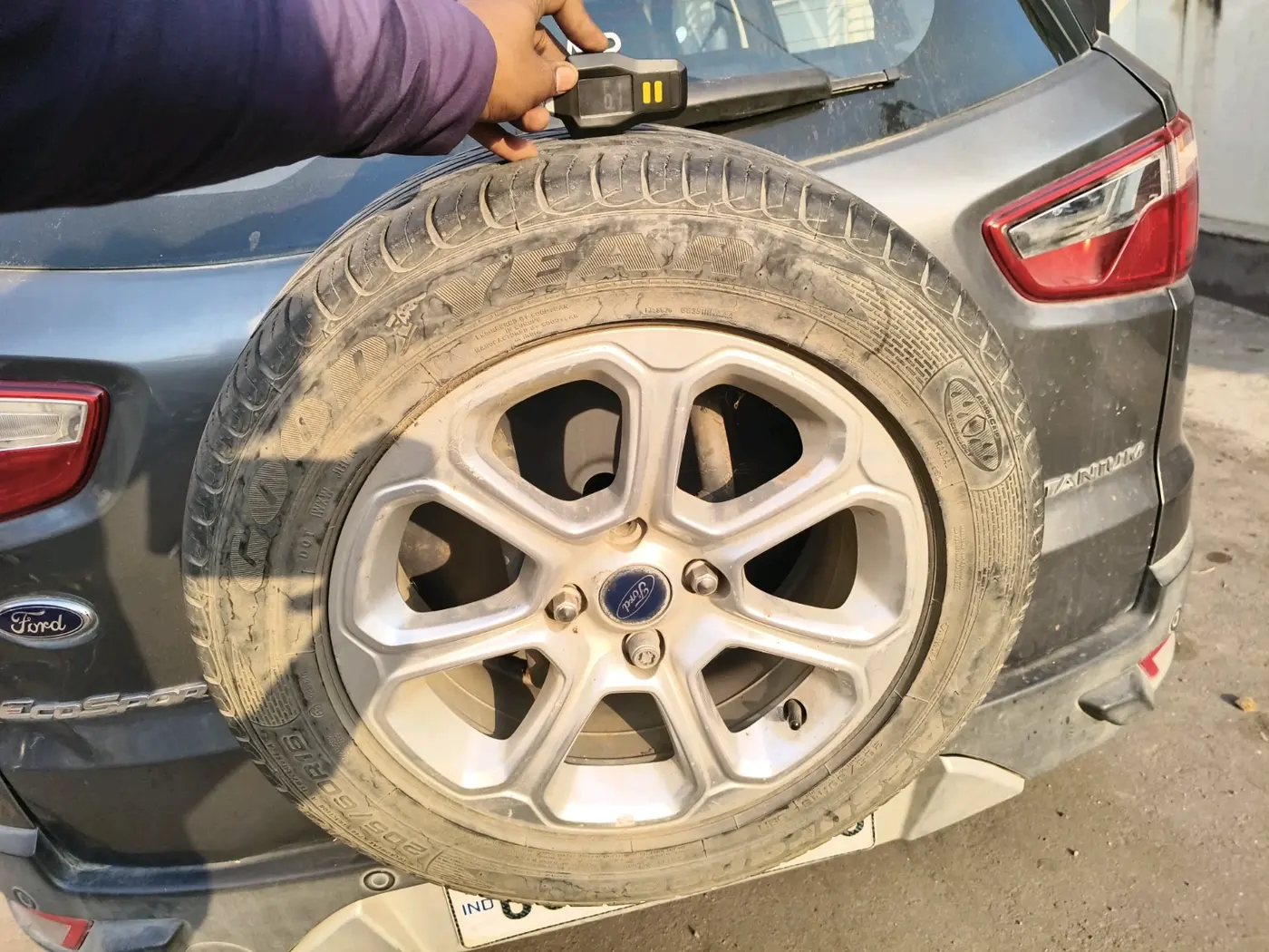 2019 Ford Ecosport TITANIUM + 1.5L PETROL AT, Petrol, Automatic, 24,250 km, tyre