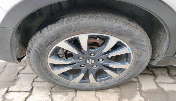 2018 Maruti S Cross ZETA 1.3, Diesel, Manual, 1,14,035 km, tyre