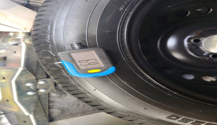 2015 Honda City 1.5L I-VTEC VX CVT, Petrol, Automatic, 29,390 km, tyre