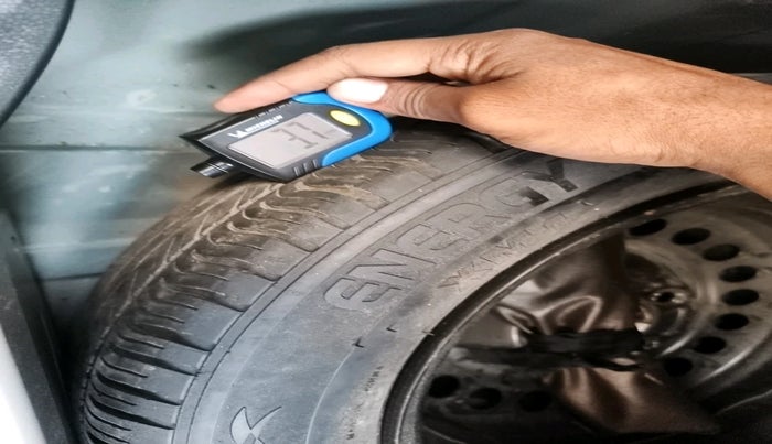 2011 Honda Jazz 1.2L I-VTEC SELECT, Petrol, Manual, 56,154 km, tyre