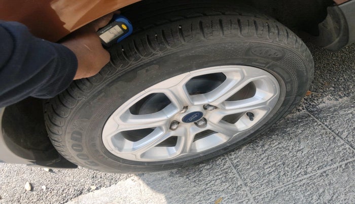 2018 Ford Ecosport TITANIUM + 1.5L PETROL AT, Petrol, Automatic, 30,089 km, tyre