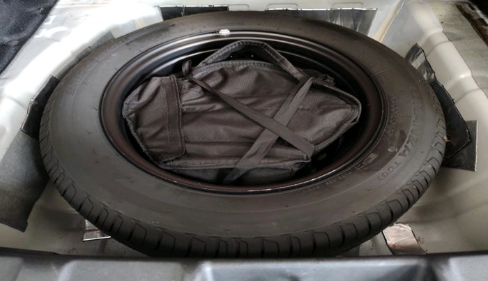 2024 Tata NEXON SMART 1.2 PETROL, Petrol, Manual, 12,575 km, tyre