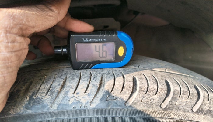 2022 Hyundai VENUE S (O) 1.0 TURBO IMT, Petrol, Manual, 64,445 km, tyre