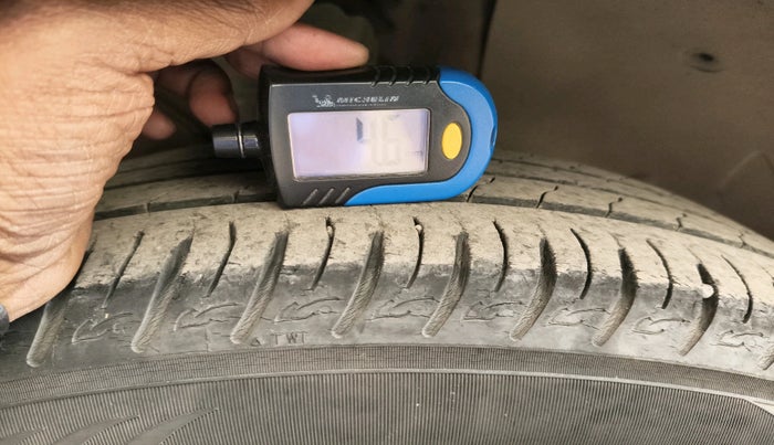 2022 Hyundai VENUE S (O) 1.0 TURBO IMT, Petrol, Manual, 64,445 km, tyre